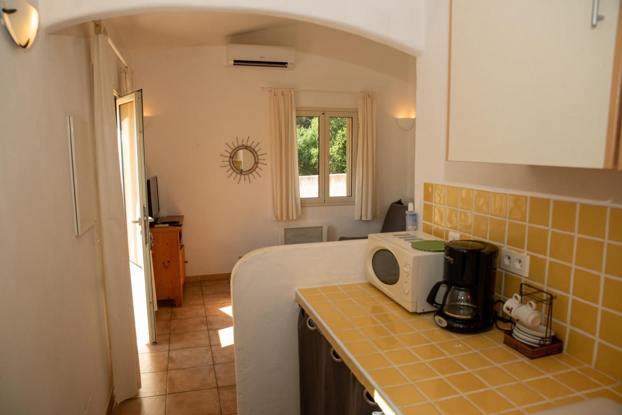 Mini Villa Independante Ideale Et Tres Bien Situee Porto-Vecchio  Bagian luar foto
